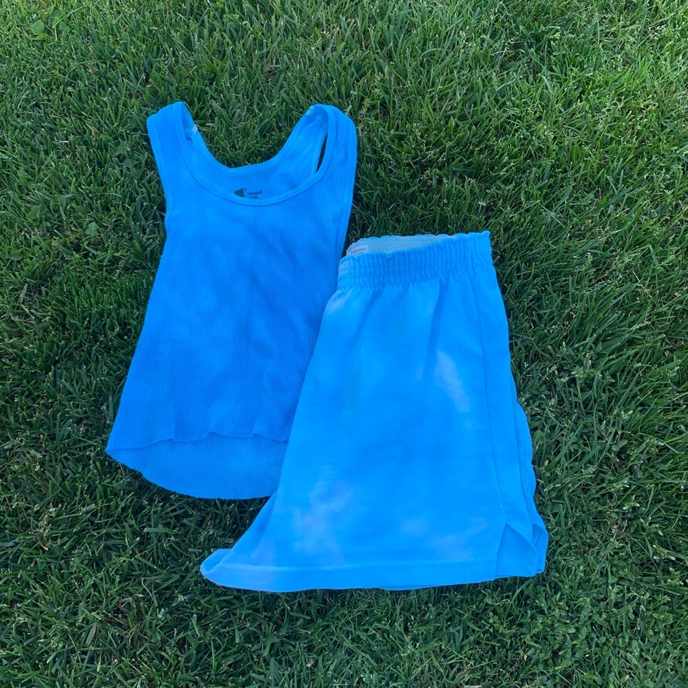Women’s tie dye set
